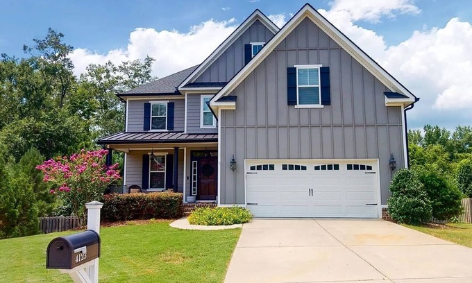Riverwood Plantation House | Masters Rental! Beautiful 5 BR/4.5 Bath Riverwood Plantation Home in Evans, GA