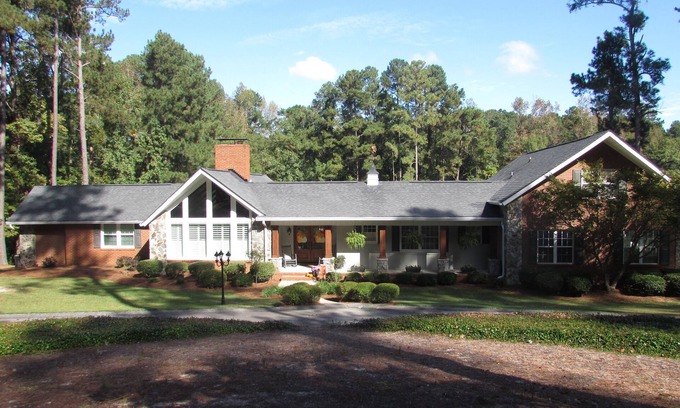 Evans House | Masters Tournament Rental
