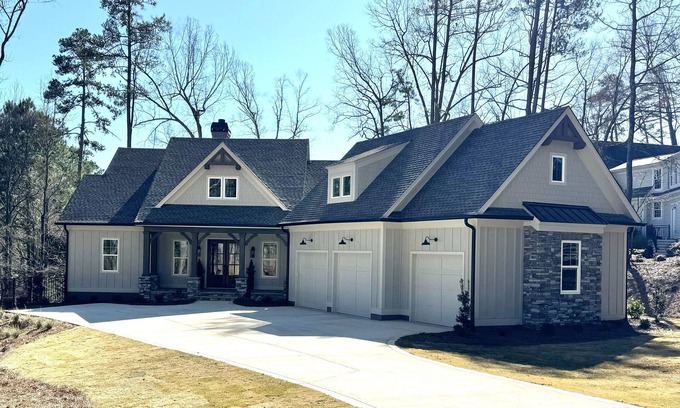 Lake Oconee House | Masters Week - New Home in Reynolds next to Marina Cove