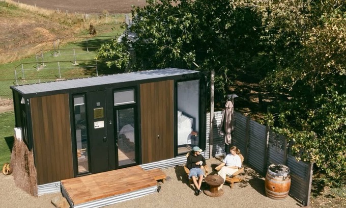 Matakanui House | Matakanui Retreat 2 by Tiny Away