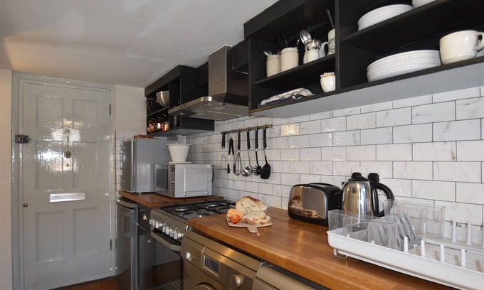 Icklesham House | Matchbox