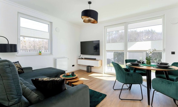 Bretowo Apartment | Matuszewskiego 4 | Tasteful Apartment | Garden