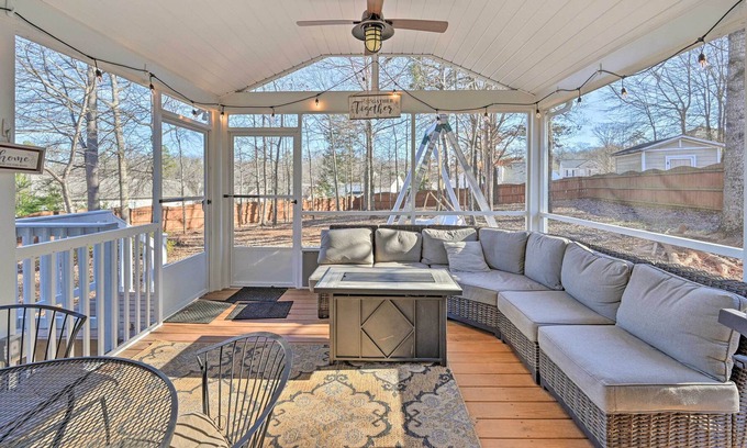 Mauldin House | Mauldin Home ~ 11 Mi to Downtown Greenville!