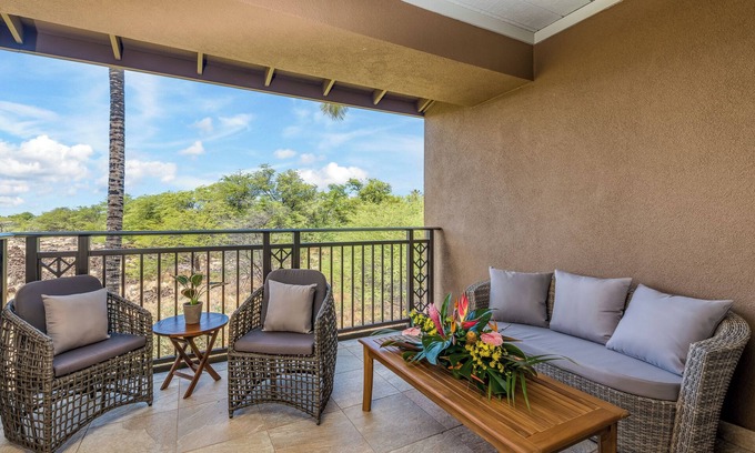 Kamuela House | Mauna Lani Fairways 603: Luxe 2BR Home w/Modern Comforts, Jacuzzi & Lanai Views