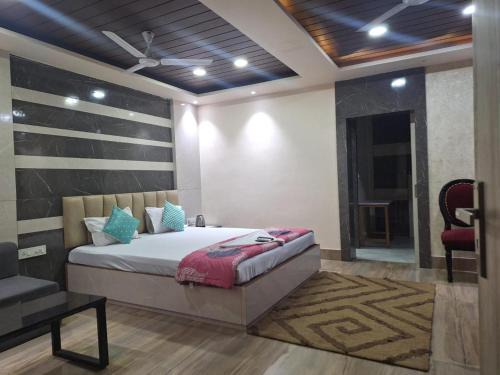 Kalighat House | Mavenoak Dreams B&B