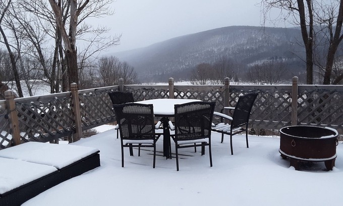 Springwater Cabin | MAXWELL'S MOUNTAIN UPPER CABIN. AMAZING VIEWS!WINECOUNTRY! HOT TUB ON DECK!