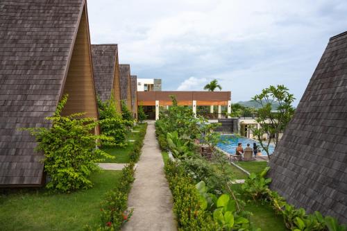 Praya Barat Hotel | Maya Ocean Resort