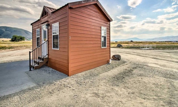 Livingston House | Mayfly 4 · Gigantic Views, Tiny Home, Mayfly #4