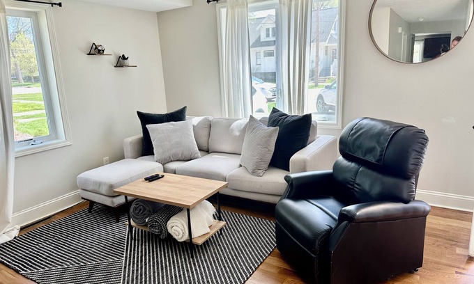 Downtown House | Mayo Discount! Main Floor bed, bath, and laundry. 3 blocks from Mayo Clinic
