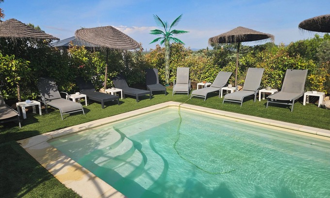 Le Luc Apartment | Mazets 2a 4 pers piscine karakeetc