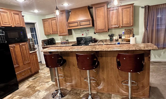 Elizabethtown House | MC (Modern Country) LIVING