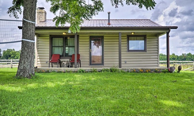 McArthur House | McArthur Cabin Peaceful Getaway on Farm!