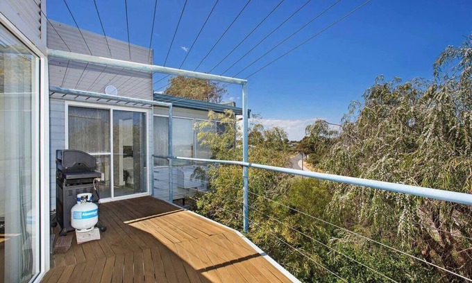 Binningup House | McCallum House - ocean views from every room