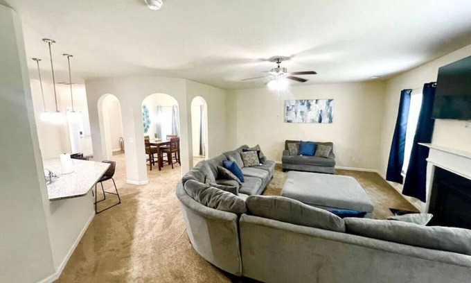 McDonough House | McDonough Home Away from Home with Yard, Patio, WiFi, Near Atl Motor Speedway!