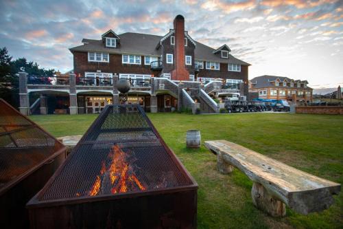 Gearhart Hotel | McMenamins Gearhart Hotel