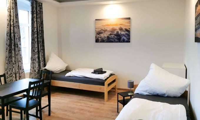 Magdeburg Apartment | Md05 Schöne 2 Zimmer Ferienwohnung im Beliebten Stadtteil "neue Neustadt"