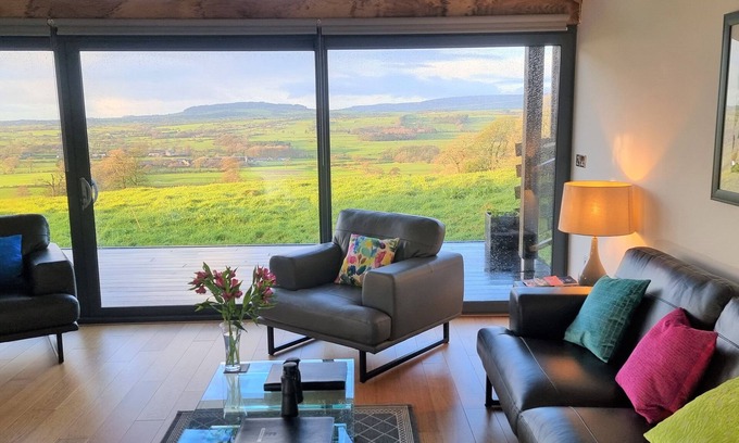 Longridge Cottage | Meadow Cottage at Hill Top Farm