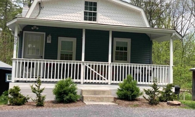 Woodward Cottage | Meadow Sweet Cottagen