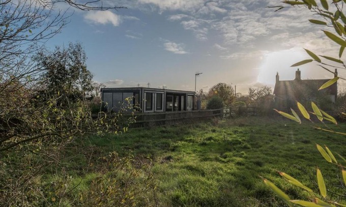 Woodbridge House | Meadow View Brand New Luxury Pod Near Woodbridge