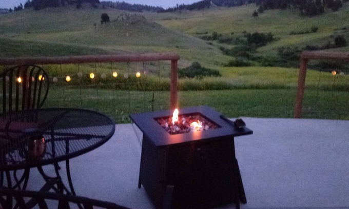 Belle Fourche Apartment | Meadowlark Mountain Ranch Retreat