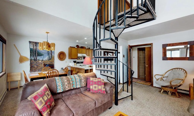 McCall Apartment | Meadows Condo Unit #16