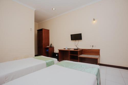 Tanjung Hotel | Medana Bay Marina