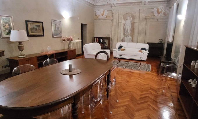 Collesalvetti Apartment | Medici Apartment" The Magnificent"