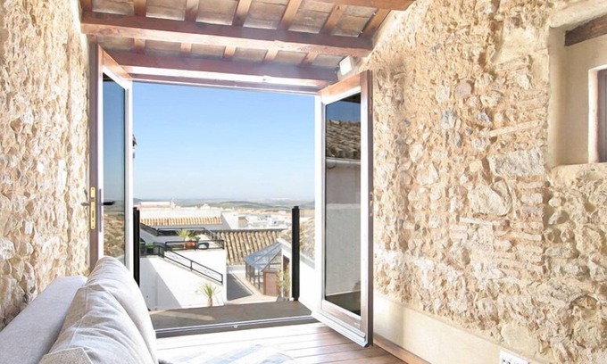 Medina-Sidonia House | Medina Sidonia, luxury historic modern townhouse, pool, roofterraces, sea view.