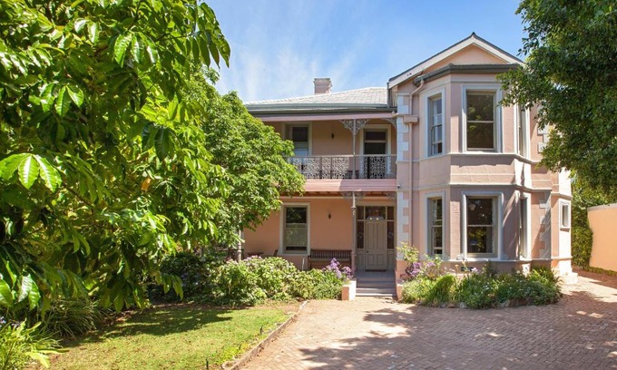Mowbray House | Medindi Manor