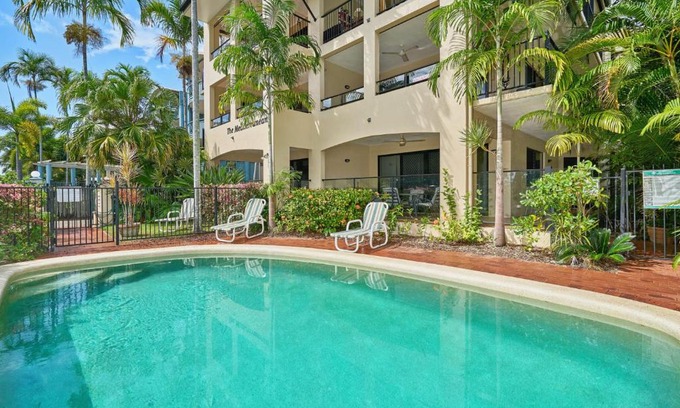 Yorkeys Knob Apartment | Mediterranean Beachfront Apartments