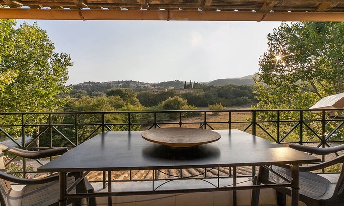 Giannades Apartment | Mediterranean hospitality in the Xenion