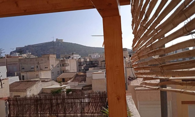 Aguilas House | Mediterranean house with large terrace and views of the castle