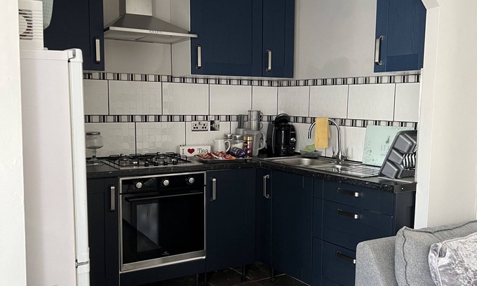 Chatham Apartment | Medway Stay