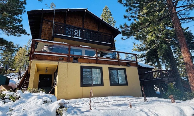 Meeks Bay House | Meeks Bay Chalet - Short Walk to Prestine Beach!, Meeks Bay Chalet