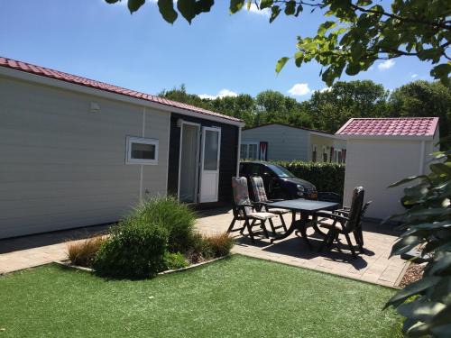 Groot Valkenisse Ski Chalet | Meerchalet