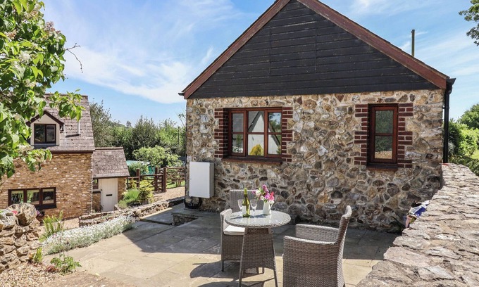 Axminster Cottage | MEGS ROOST, romantic, character holiday cottage in Colyton