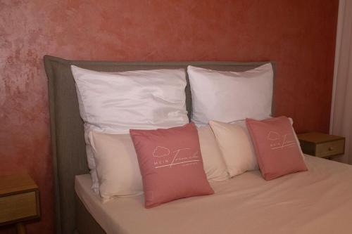 Jollenbeck Apartment | Mein Träumchen Apartements- 7 Rose stillvoll und zentral übernachten