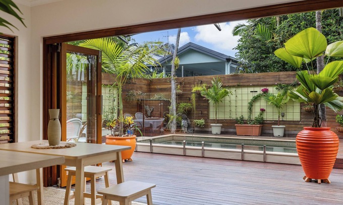 Port Douglas Villa | Melaleuca Villa with Private Pool in Port Douglas