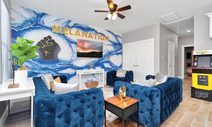 Southeast Houston House | MelaNation! 2BD/2BA Near NRG/HOU/Rodeo, MelaNation! 2BD/2BA Near NRG/HOU/Rodeo