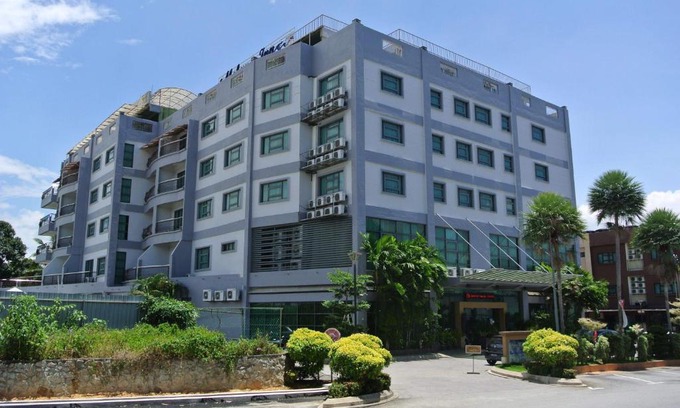 Taman Pilah Jaya Hotel | Melang Inn