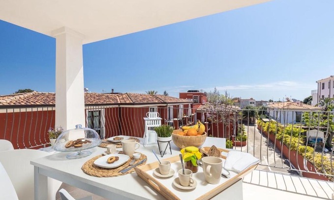 Santa Maria Navarrese House | Melania Holidays Home - Pietra di Luna