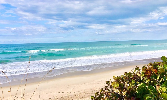 New Melbourne Beach Cottage | Melbourne Beach oceanfront paradise unit B nLook for last minute special deals