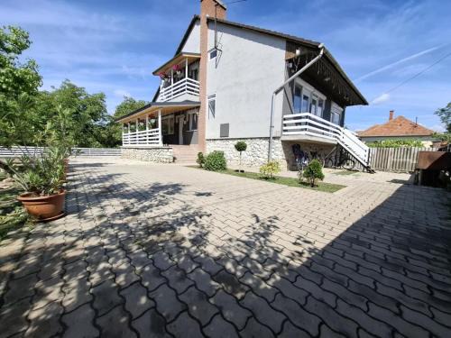 Bogacs Apartment | Melissza Vendégház Bogács
