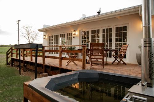 Boesmanspad Apartment | Melkhout River Cottage