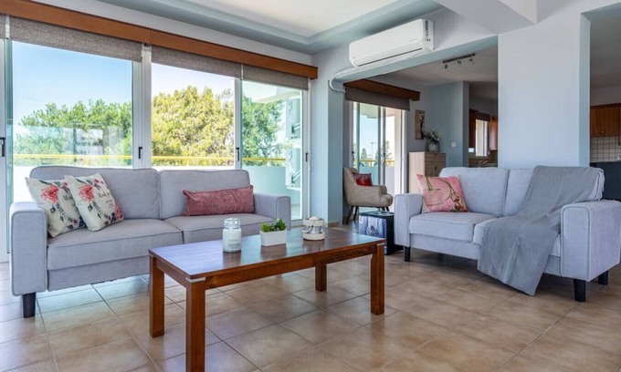 Larnaca Apartment | Melograno 3-BR Apt w/Terrace in Larnaca