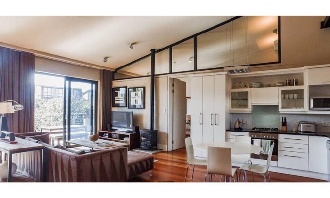 Greater Johannesburg Metropolitan Area Apartment | Melrose Arch Luxury Apartment