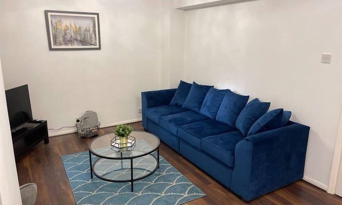 Edgbaston Apartment | Melville Road Apartment - Birmingham City Centre