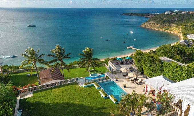Crocus Hill House | Memories in Cultural Luxury😌- Estate in the Caribbean Culinary Capital w/staff