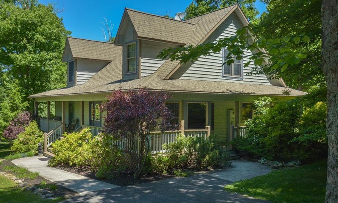 Mountainside House | Memory Lane
