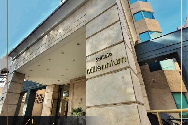 Historic Center Apartment | Mendoza Premium Suites - Dpto de Lujo Piso 14 - Vista A La Montaña!